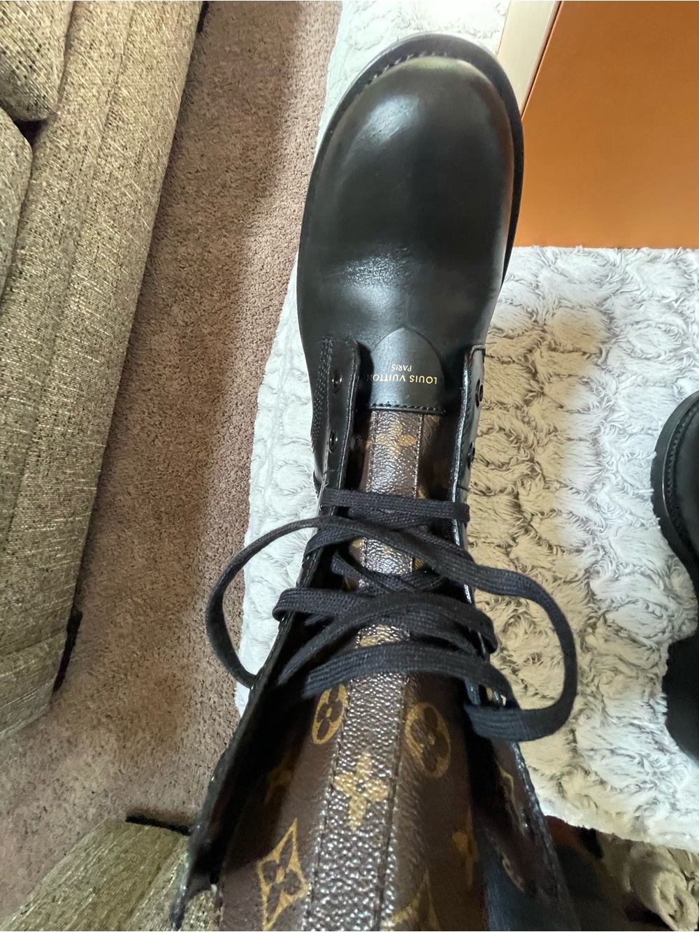 Louis Vuitton Black Leather Lace-Up Boots with Monogram Tongue - Picture 5 of 8